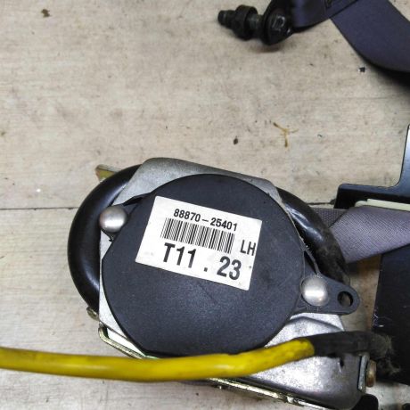 remen-bezopasnosti-perednii-levyi-hyundai-accent-ii-art-93864-big-3