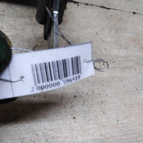 remen-bezopasnosti-zadnii-srednii-mitsubishi-space-star-i-art-94275-big-1