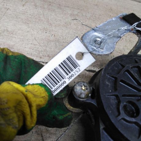 steklopodieemnik-elektriceskii-zadnii-pravyi-ford-mondeo-3-art-94459-big-2