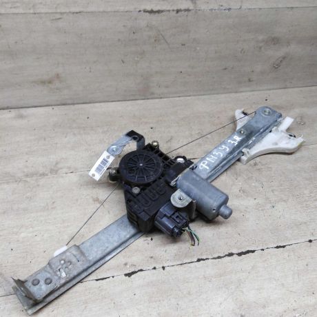 steklopodieemnik-elektriceskii-zadnii-pravyi-ford-mondeo-3-art-94459-big-0