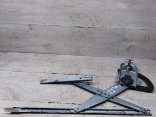 steklopodieemnik-mexaniceskii-perednii-pravyi-chevrolet-aveo-t200-art-95025