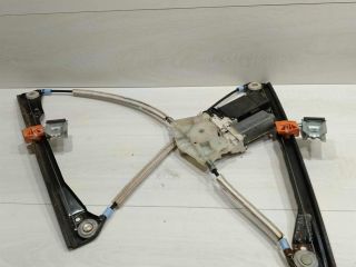 steklopodieemnik-elektriceskii-perednii-pravyi-volkswagen-golf-4-volkswagen-bora-art-96485