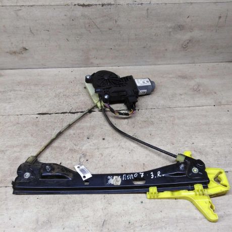 steklopodieemnik-elektriceskii-zadnii-pravyi-volkswagen-polo-5-art-96563-big-0