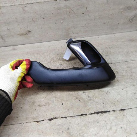 rucka-dveri-vnutrenniaia-zadniaia-levaia-volkswagen-polo-5-art-96607-big-0