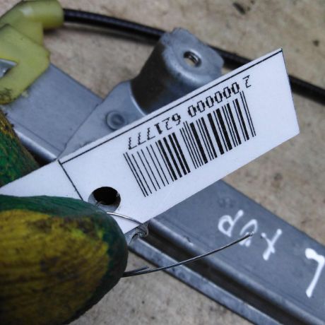 steklopodieemnik-elektriceskii-zadnii-levyi-nissan-primera-p12-art-96640-big-1