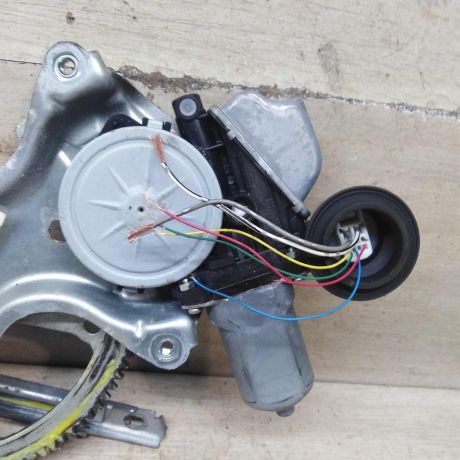 steklopodieemnik-elektriceskii-perednii-pravyi-toyota-camry-viixv50-art-97878-big-3