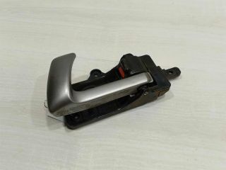 rucka-dveri-vnutrenniaia-zadniaia-levaia-hyundai-santa-fe-ii-art-98404