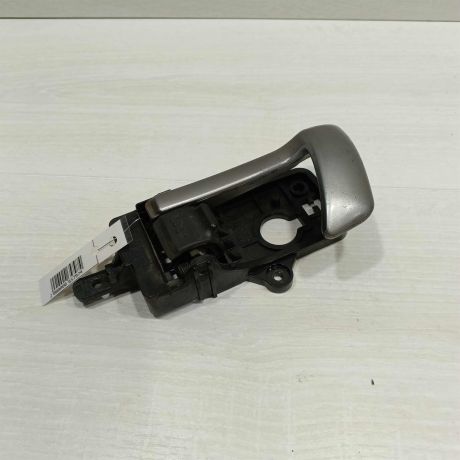 rucka-dveri-vnutrenniaia-peredniaia-levaia-hyundai-santa-fe-ii-art-98470-big-0