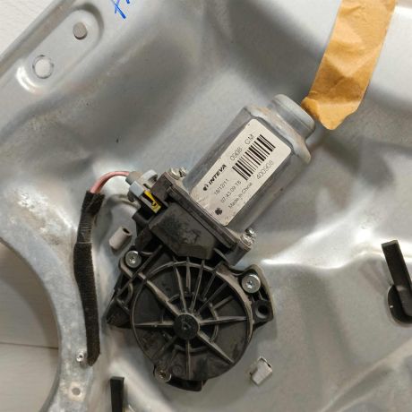 steklopodieemnik-elektriceskii-zadnii-pravyi-hyundai-santa-fe-ii-art-98823-big-3