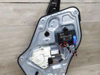 steklopodieemnik-elektriceskii-perednii-pravyi-skoda-yeti-art-99891