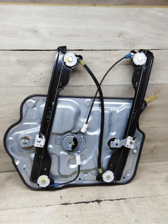 steklopodieemnik-elektriceskii-perednii-levyi-nissan-qashqai-j10-art-100471-big-0