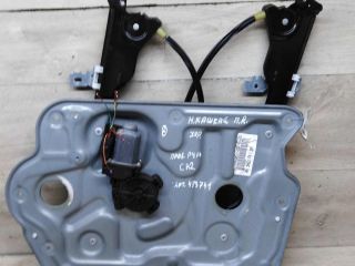 steklopodieemnik-elektriceskii-perednii-pravyi-nissan-qashqai-j10-art-100479