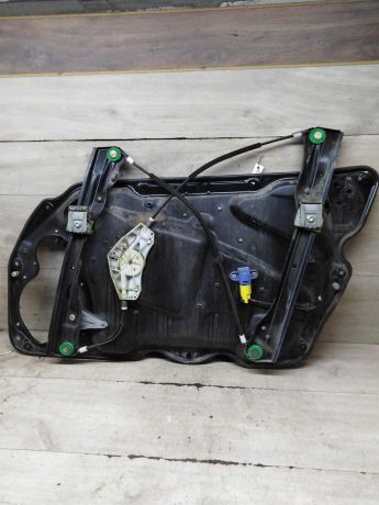 steklopodieemnik-elektriceskii-perednii-levyi-volkswagen-passat-b6-art-100558-big-5