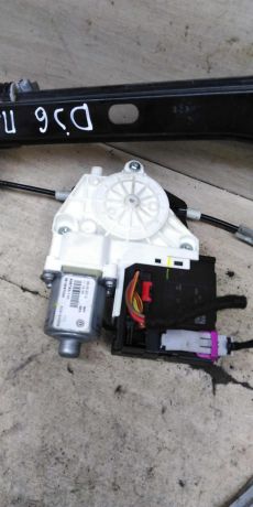 steklopodieemnik-elektriceskii-volkswagen-jetta-vi-perednii-pravyi-art-100933-big-5