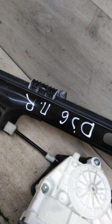 steklopodieemnik-elektriceskii-volkswagen-jetta-vi-perednii-pravyi-art-100933-big-3