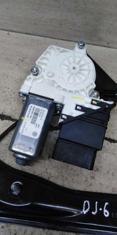 steklopodieemnik-elektriceskii-zadnii-levyi-volkswagen-jetta-vi-art-100988-big-4