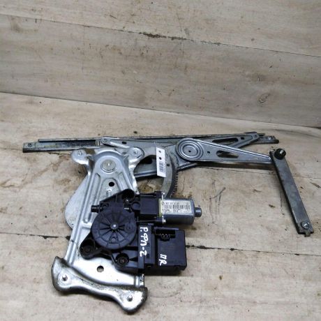 steklopodieemnik-elektriceskii-perednii-pravyi-renault-fluence-i-art-101598-big-0