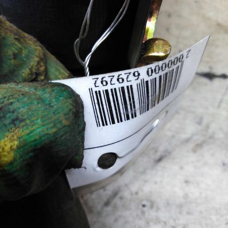 remen-bezopasnosti-zadnii-srednii-renault-logan-i-art-102113-big-1