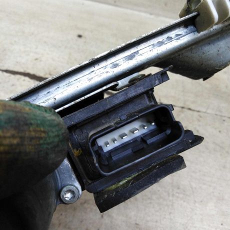 steklopodieemnik-elektriceskii-zadnii-pravyi-peugeot-308-i-art-102159-big-2