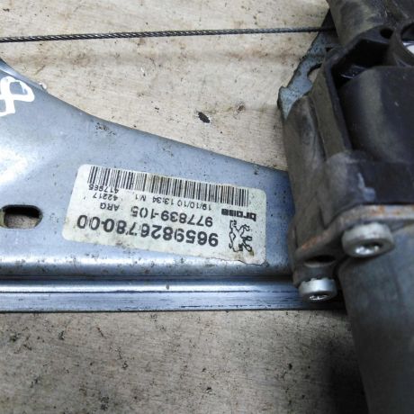 steklopodieemnik-elektriceskii-zadnii-levyi-peugeot-308-i-art-102174-big-2