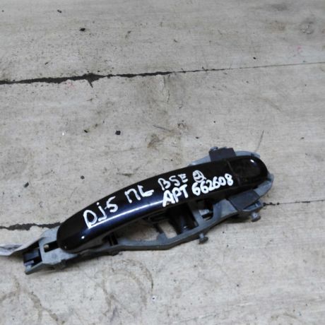 rucka-dveri-naruznaia-peredniaia-levaia-volkswagen-jetta-5-art-102589-big-0