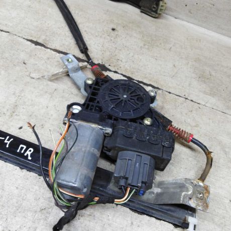 steklopodieemnik-elektriceskii-perednii-pravyi-ford-mondeo-3-art-102919-big-3