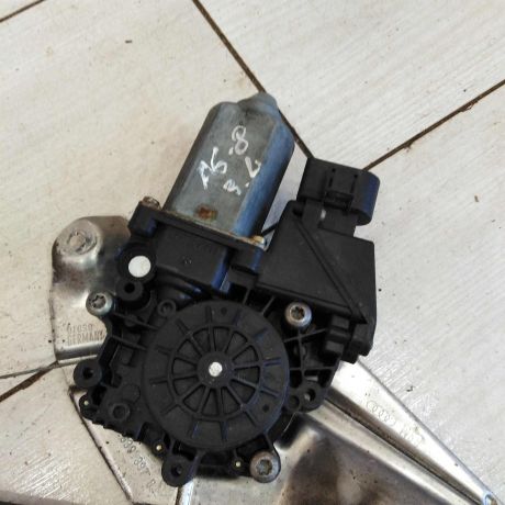 steklopodieemnik-elektriceskii-audi-a6-c5-zadnii-levyi-art-103069-big-1