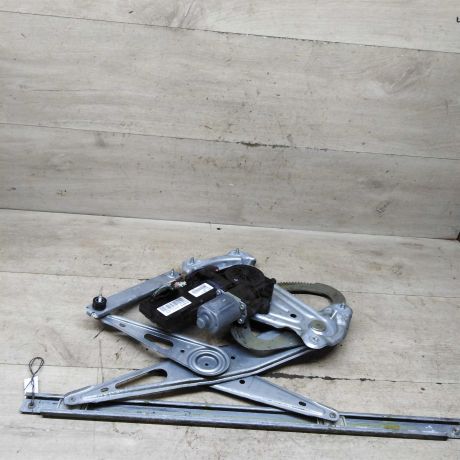 steklopodieemnik-elektriceskii-perednii-pravyi-renault-fluence-art-103438-big-2