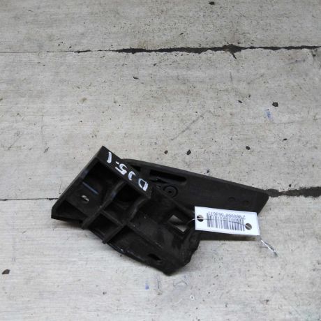 rucka-otkryvaniia-kapota-volkswagen-jetta-5-art-103847-big-3