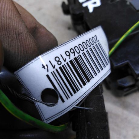 rucka-dveri-vnutrenniaia-nissan-almera-n16-art-103873-big-1