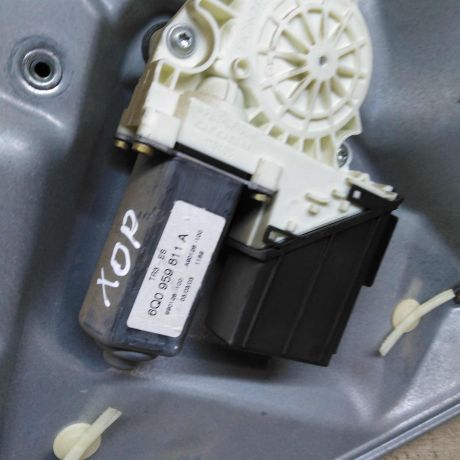 steklopodieemnik-elektriceskii-zadnii-levyi-seat-cordoba-ii-art-104257-big-3