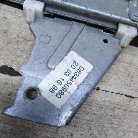 steklopodieemnik-elektriceskii-perednii-levyi-peugeot-307-art-104780-big-2