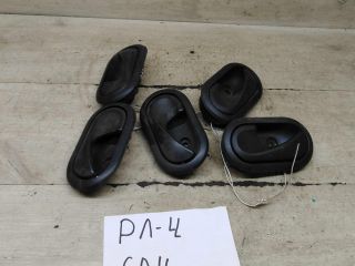 rucka-dveri-vnutrenniaia-renault-logan-i-art-105019