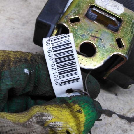 remen-bezopasnosti-perednii-pravyi-audi-a4-b5-art-105404-big-1