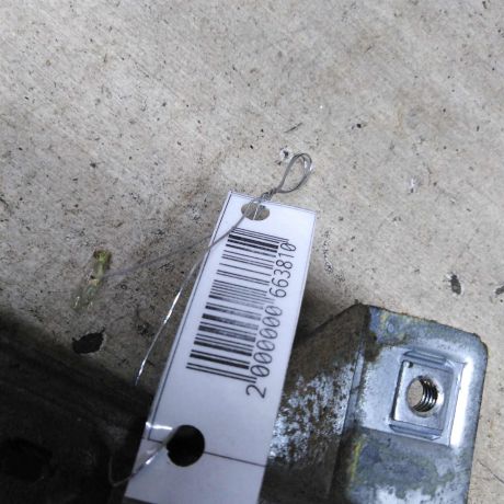 steklopodieemnik-mexaniceskii-perednii-pravyi-audi-100-c4-art-105476-big-3