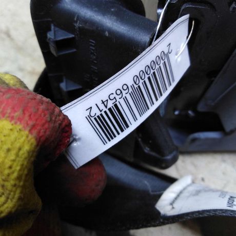 remen-bezopasnosti-zadnii-srednii-volkswagen-jetta-vi-art-105493-big-1