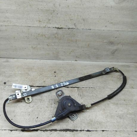 steklopodieemnik-mexaniceskii-zadnii-pravyi-volkswagen-passat-b2-art-105554-big-0