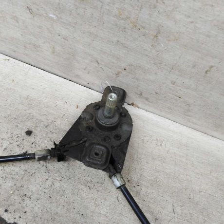 steklopodieemnik-mexaniceskii-perednii-pravyi-volkswagen-passat-b2-art-105892-big-4