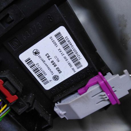 steklopodieemnik-elektriceskii-perednii-pravyi-skoda-octavia-a5-art-106304-big-2