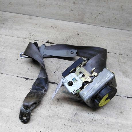 remen-bezopasnosti-zadnii-pravyi-sedan-volkswagen-passat-b5-art-107079-big-0