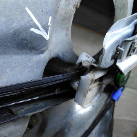 steklopodieemnik-elektriceskii-perednii-levyi-volkswagen-passat-b5-volkswagen-passat-b5-gp-defekt-kronsteina-art-107128-big-6