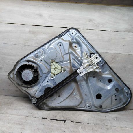 steklopodieemnik-elektriceskii-zadnii-levyi-volkswagen-passat-b5-volkswagen-passat-b5-gp-art-107237-big-3