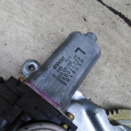 steklopodieemnik-elektriceskii-zadnii-levyi-chrysler-concorde-art-107258-big-4