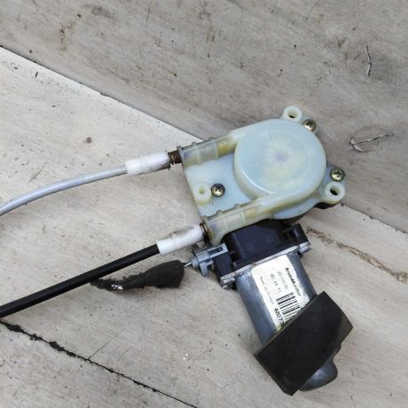 steklopodieemnik-elektriceskii-perednii-levyi-renault-megane-ii-art-107549-big-2