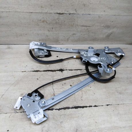 steklopodieemnik-elektriceskii-perednii-pravyi-skoda-octavia-i-a4-art-107634-big-0