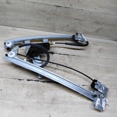 steklopodieemnik-elektriceskii-perednii-pravyi-skoda-octavia-i-a4-art-107634-big-2