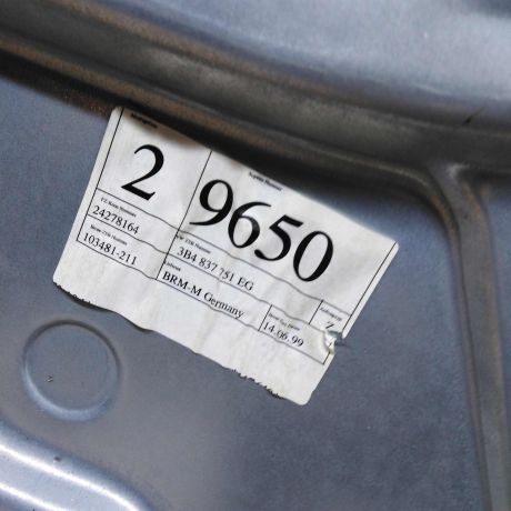 steklopodieemnik-elektriceskii-perednii-levyi-volkswagen-passat-b5-volkswagen-passat-b5-gp-art-107671-big-1