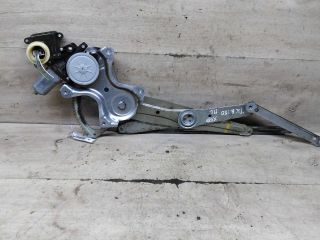 steklopodieemnik-elektriceskii-perednii-levyi-toyota-corolla-x-e140-e150-art-107806