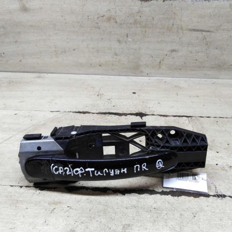 rucka-dveri-naruznaia-peredniaia-pravaia-volkswagen-tiguan-i-art-107861-big-0