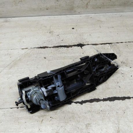 rucka-dveri-naruznaia-peredniaia-pravaia-volkswagen-tiguan-i-art-107861-big-2